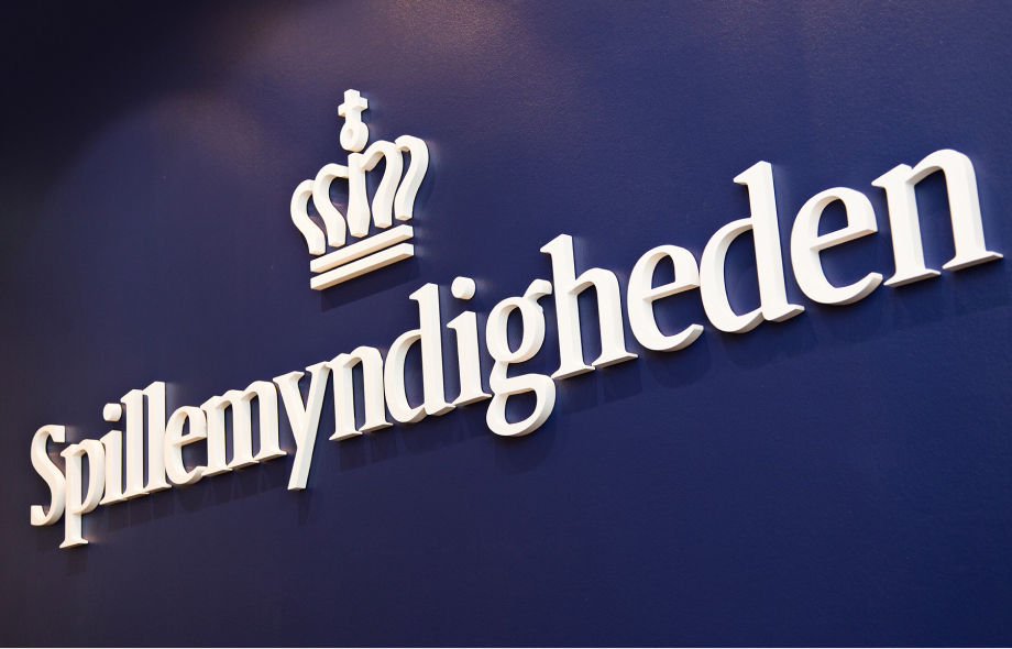 Tanskan peliviranomaisen logo.