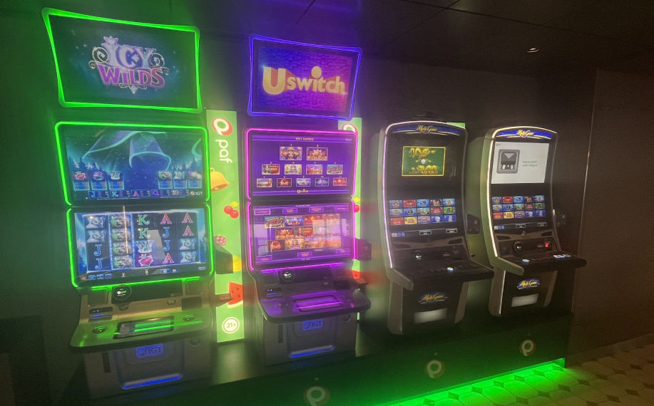 Kuvassa Paf pelikoneita Tallinkin MyStar aluksella.