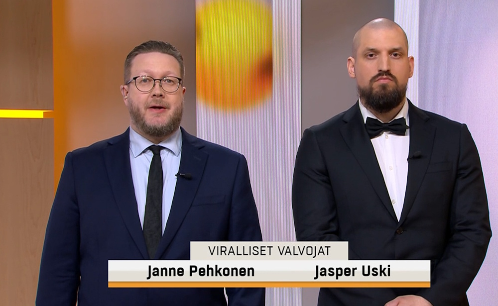 Loton viralliset valvojat Janne Pehkonen ja Jasper Uski kuvattuna Veikkauksen studiossa lauantaina 11.4.2026. 