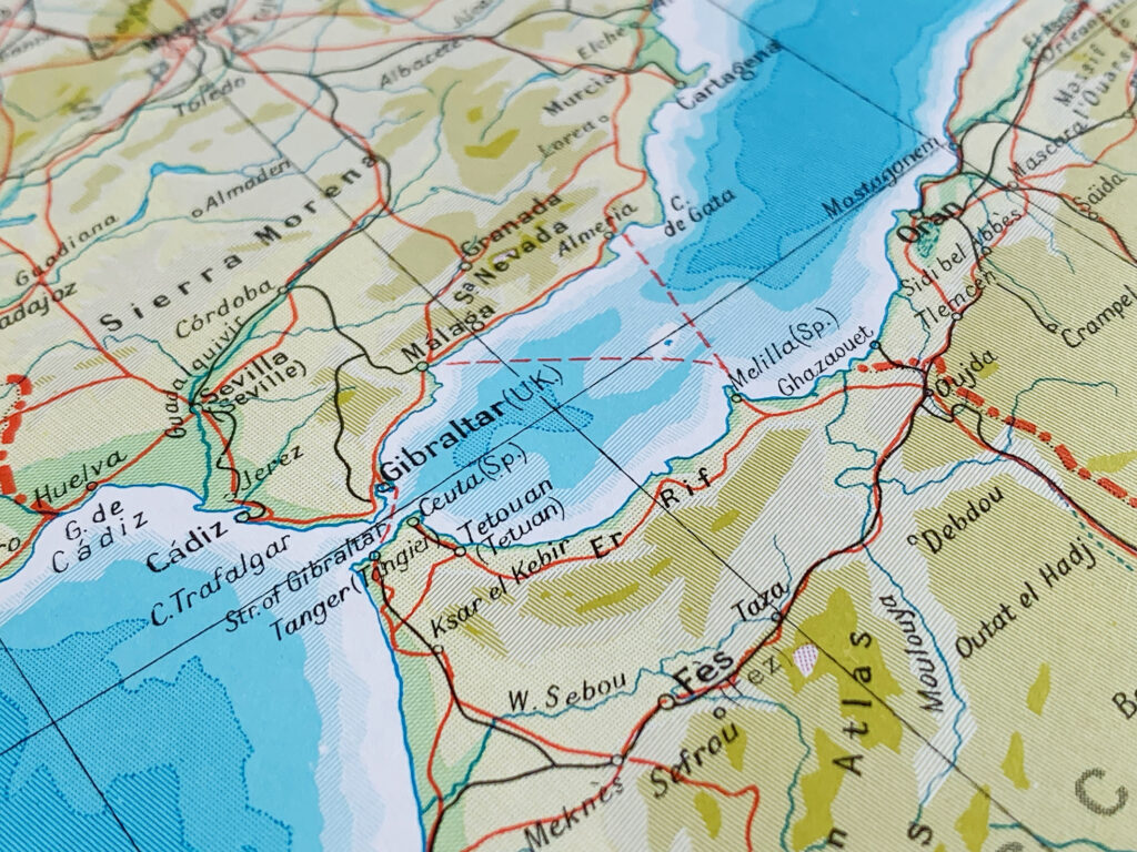 Kartassa näkyy Gibraltarin salmea ympäröivää aluetta. 