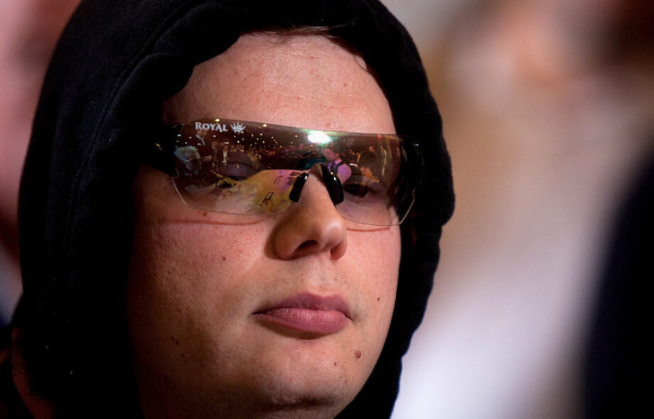 Pokeripelaaja Juha Helppi pelaa European Poker Tour 2011 -turnauksessa Casino Gran Madridissa 7. toukokuuta 2011 Torrelodonesissa, Espanjassa.