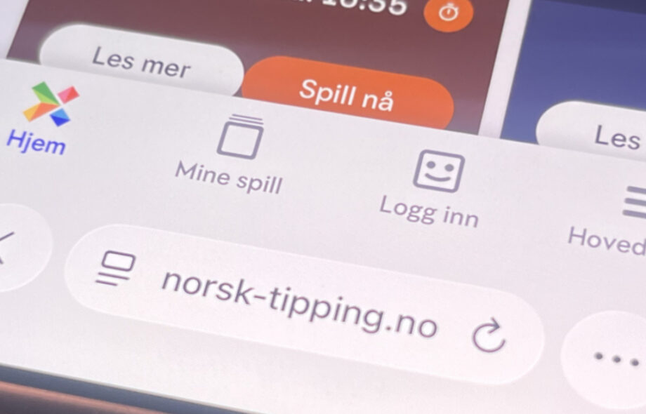 Norsk Tipping verkkosivusto auki iPhonella.