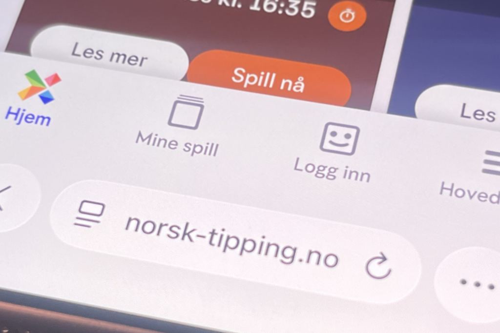 Norsk Tipping verkkosivusto auki iPhonella.