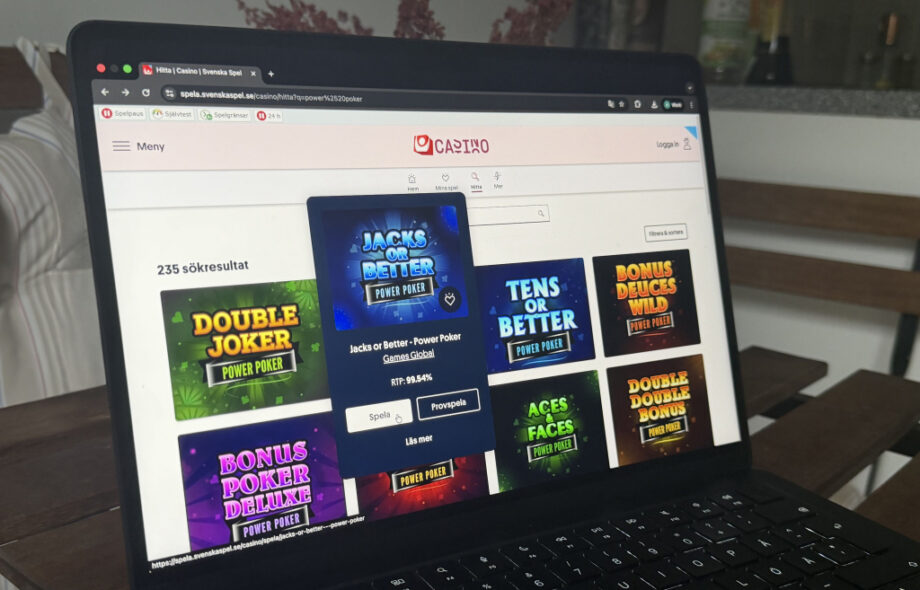 Pelaaja on hakenut Power Poker -pelejä Svenska Spel verkkosivustolla. Sivustolla useampi peli. Korostettu Jacks or Better -peli pitää sisällään 99+ palautusprosentin.