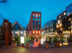 Rotermannin korttelia Tallinnassa missä Vana Laurin rekisteröity osoite sijaitsee.