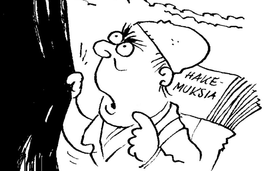 Ärtyneen näköinen henkilö repussaan "hakemuksia" vetää toista takista.