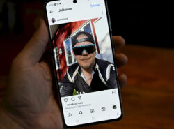 Kännykässä auki Jouko Pottukoira Kärkkäinen Instagram.