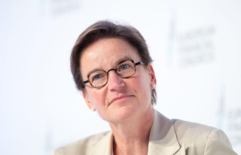 Verena Ross