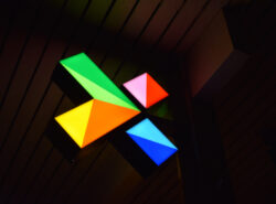 Norsk Tippingin mainoskyltti X-logo.