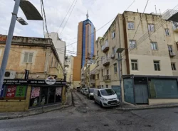 Portomaso Business Tower St Julian'sissa Maltalla.