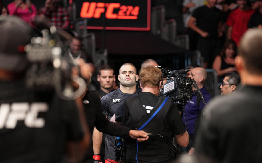 André Fialho valmistautuu otteluun Cameron VanCampia vastaan welterpainoluokassa UFC 274 -tapahtumassa Footprint Centerissä 7. toukokuuta 2022 Phoenixissa, Arizonassa.