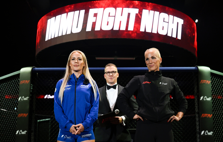 Nanna Karalahti ja Martina Aitolehti Immu Fight Night promootiokuvassa.