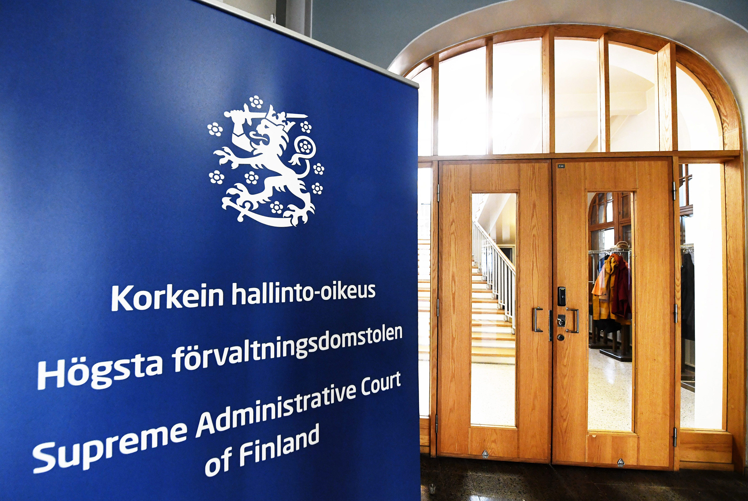Korkeimman hallinto-oikeuden aula.